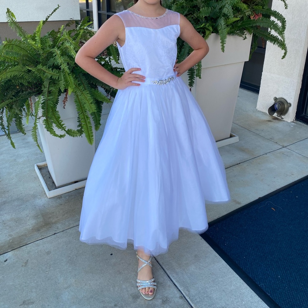 Flower Girl dress, Jr Bridesmaid dress, Pageant dress, Formal Dress, white gown